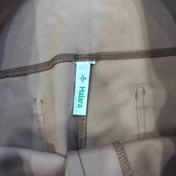 Halara Women's Flare Leg High Waisted Pants Light Brown/Gray Size Medium READ - Picture 4 of 7